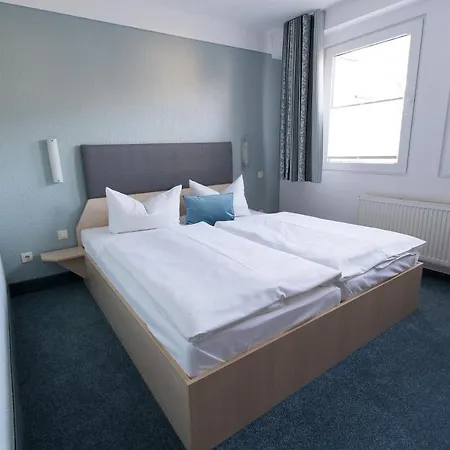 Rosen-hotel 3* Sangerhausen