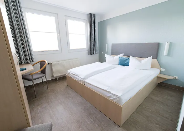 Rosen-hotel 3* Sangerhausen